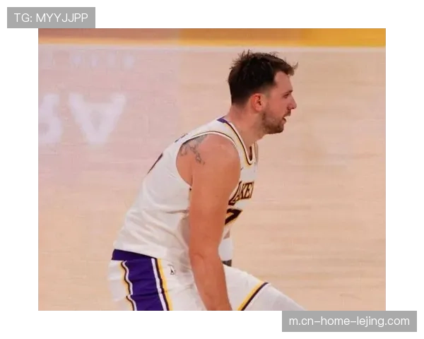 湖人主场119-115逆转76人 雷迪克末节换人扭转战局 湖人主场119-115逆转76人 雷迪克末节换人扭转战局